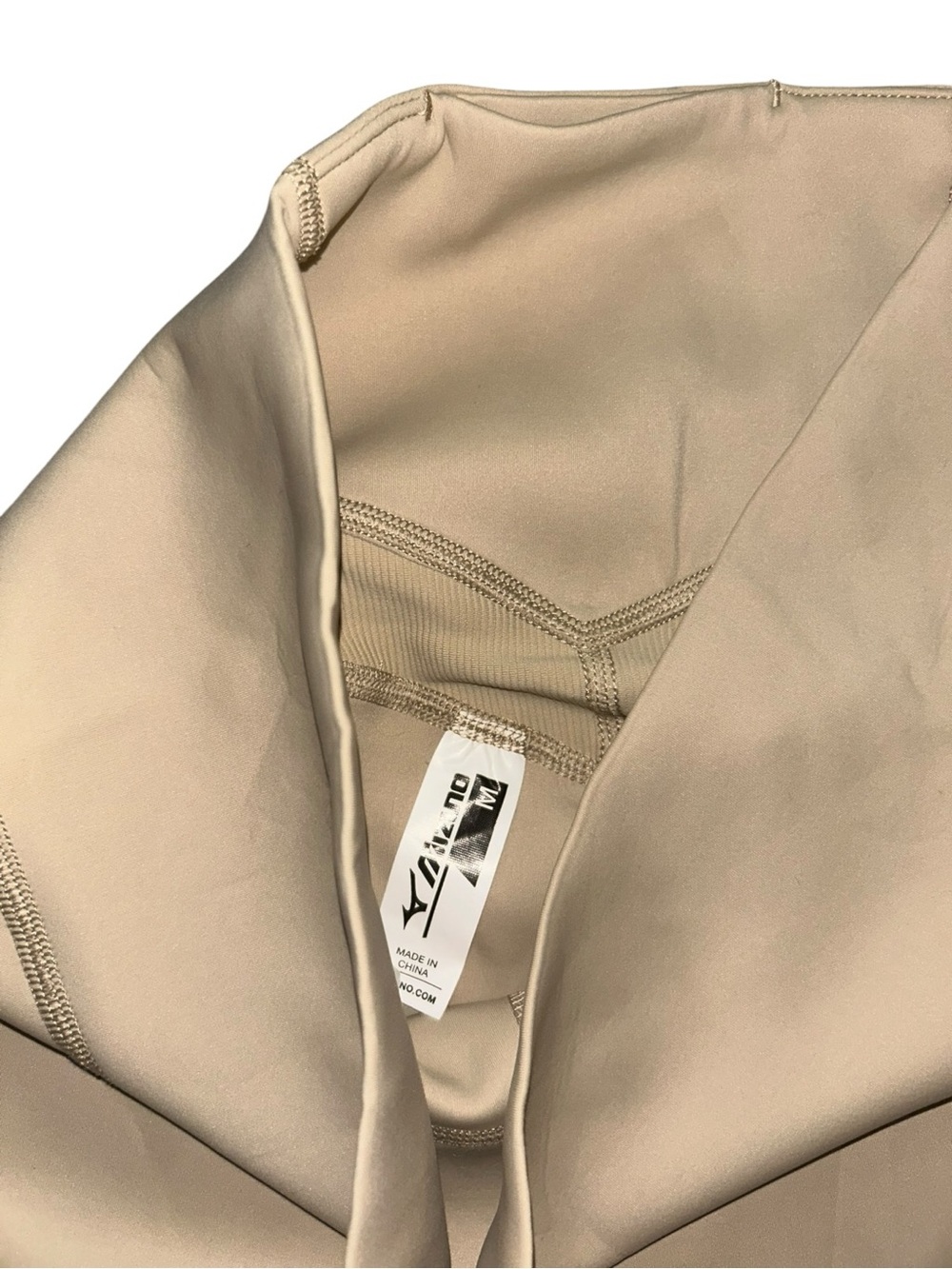 Mizuno High-waisted performance training leggings size medium - Picture 3 of 4